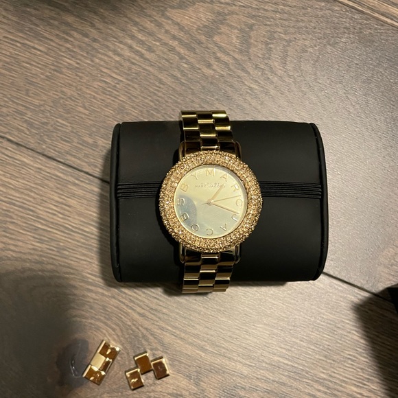 Marc by Marc Jacobs MARCI GOLD WOMEN'S GOLD MIRROR WATCH MBM3191 - Picture 7 of 10